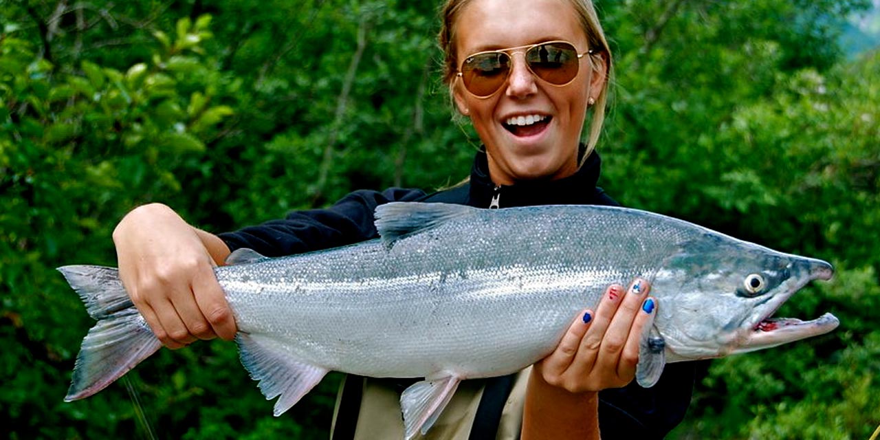 Salmon Redoubt Mountain Lodge Luxury Fishing and Wildlife Lodge in